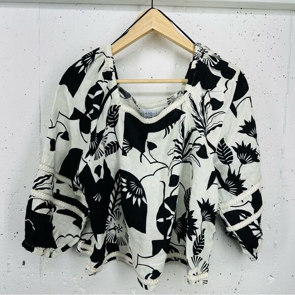 Nicole Miller Women’s size Medium Linen Off Shoulder Blouse - Picture 1 of 9